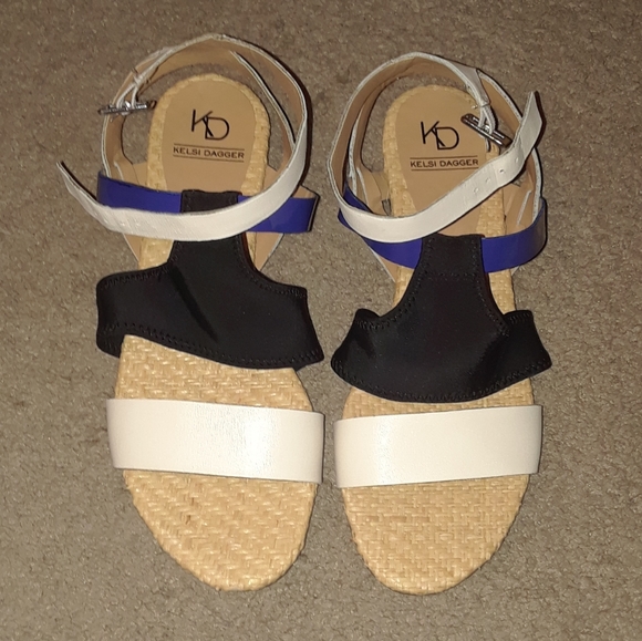 NEW size 8.5 Kelsi Dagger Flat Sandals - Picture 6 of 10